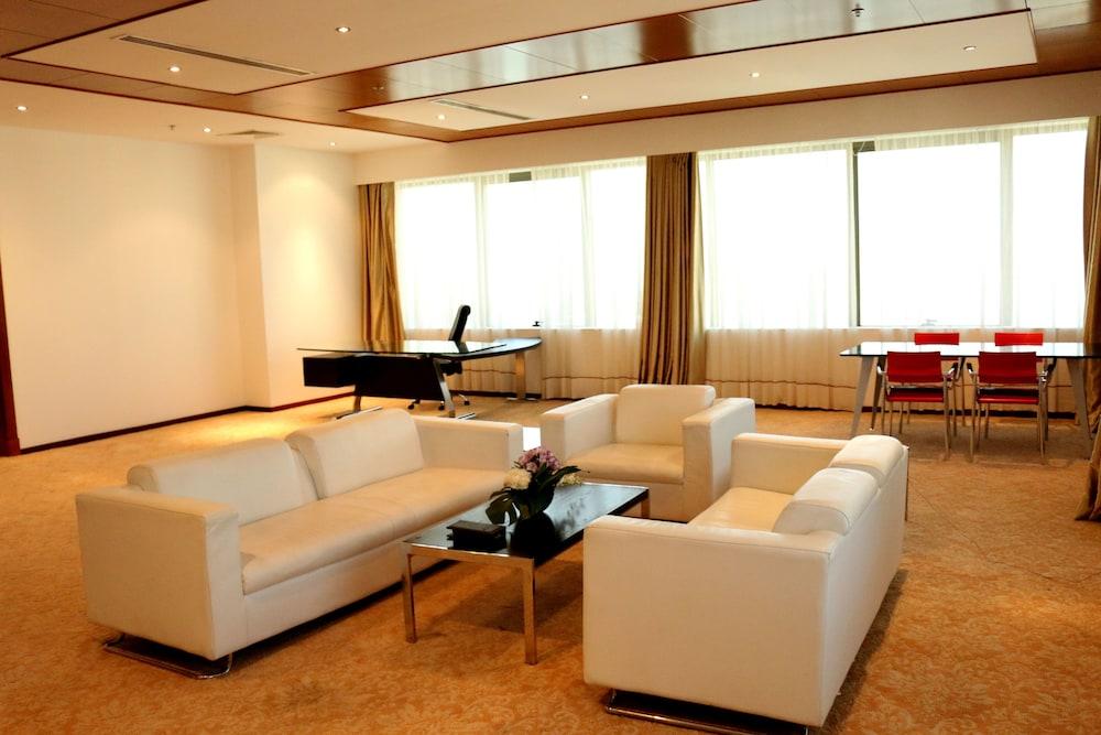Diva Hotel Manama Luaran gambar